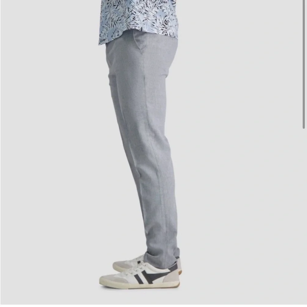 33.Haggar H26 Men's Premium Stretch Signature Slim Dress Pants - Light Gray